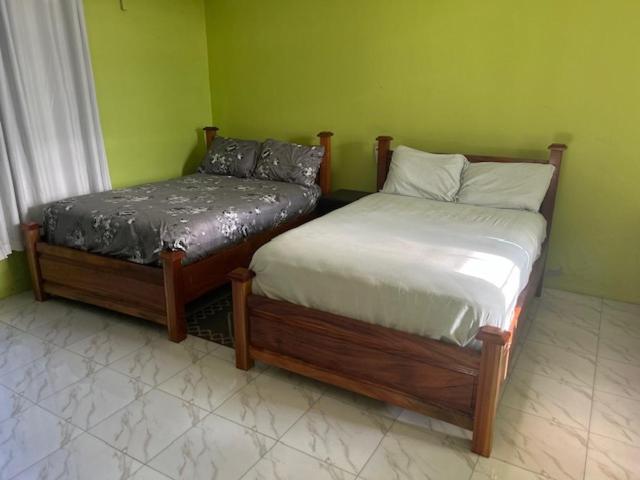 Oneworld Guesthouse & Events Centre Accra Extérieur photo